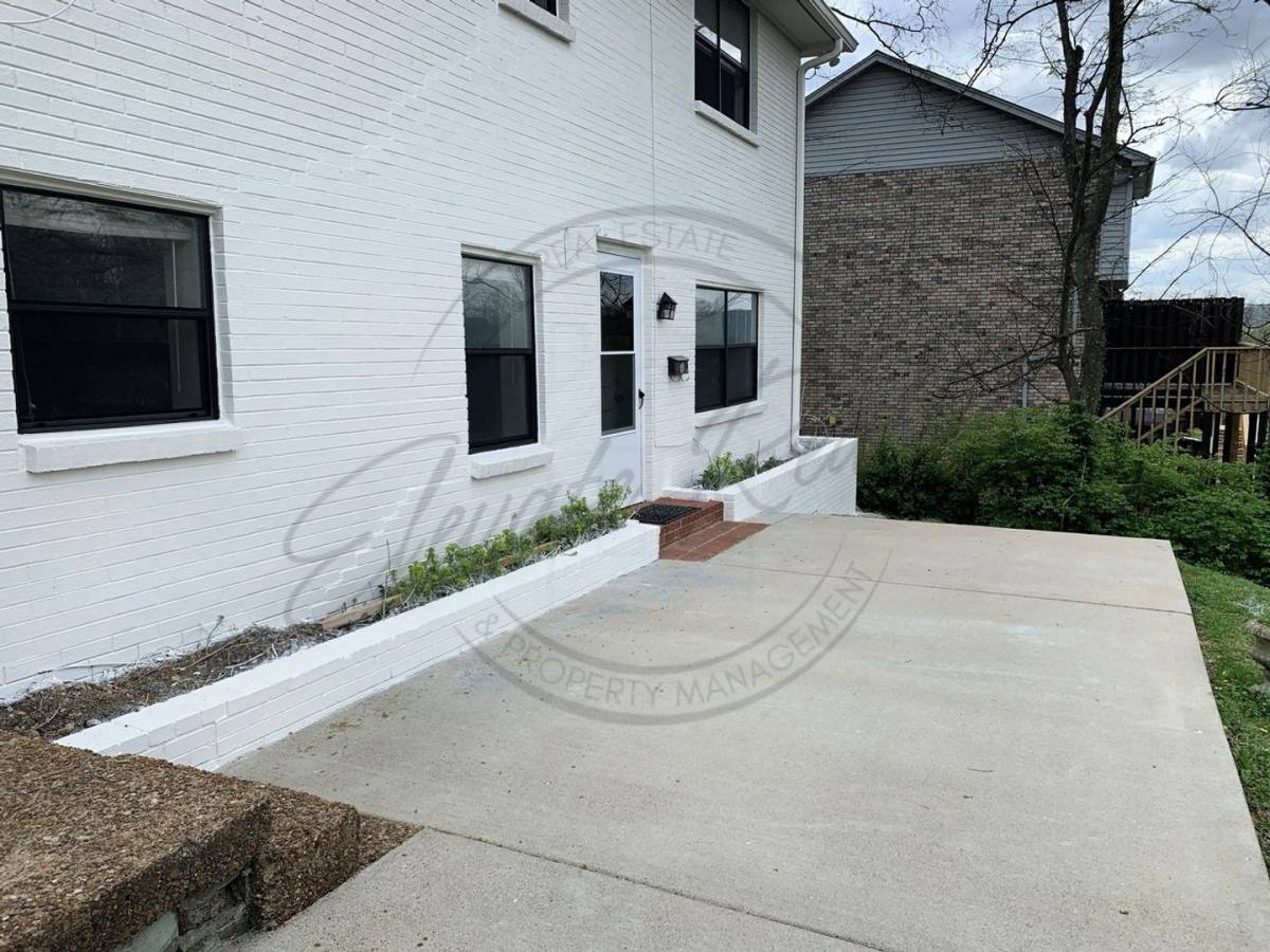 Apartment for rent at 606 Ellen Dr, Goodlettsville, TN 37072