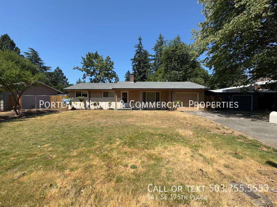 House for rent at 941 SE 175th Place, Portland, OR 97233