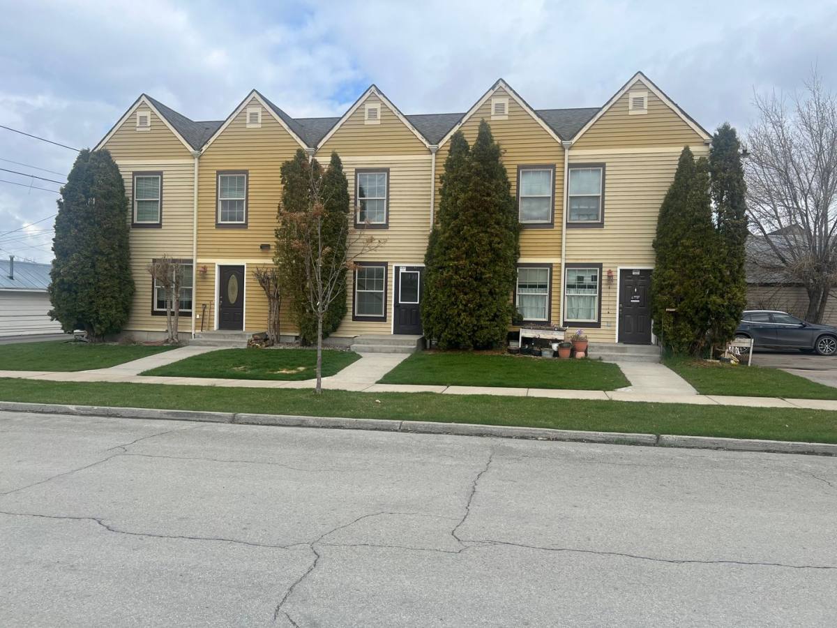 Apartment for rent at 611 1st St W, Kalispell, MT 59901