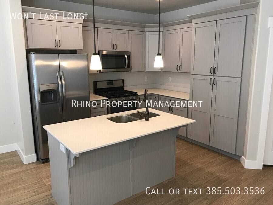 Townhouse for rent at 4151 W River Shade Lane, Herriman, UT 84096