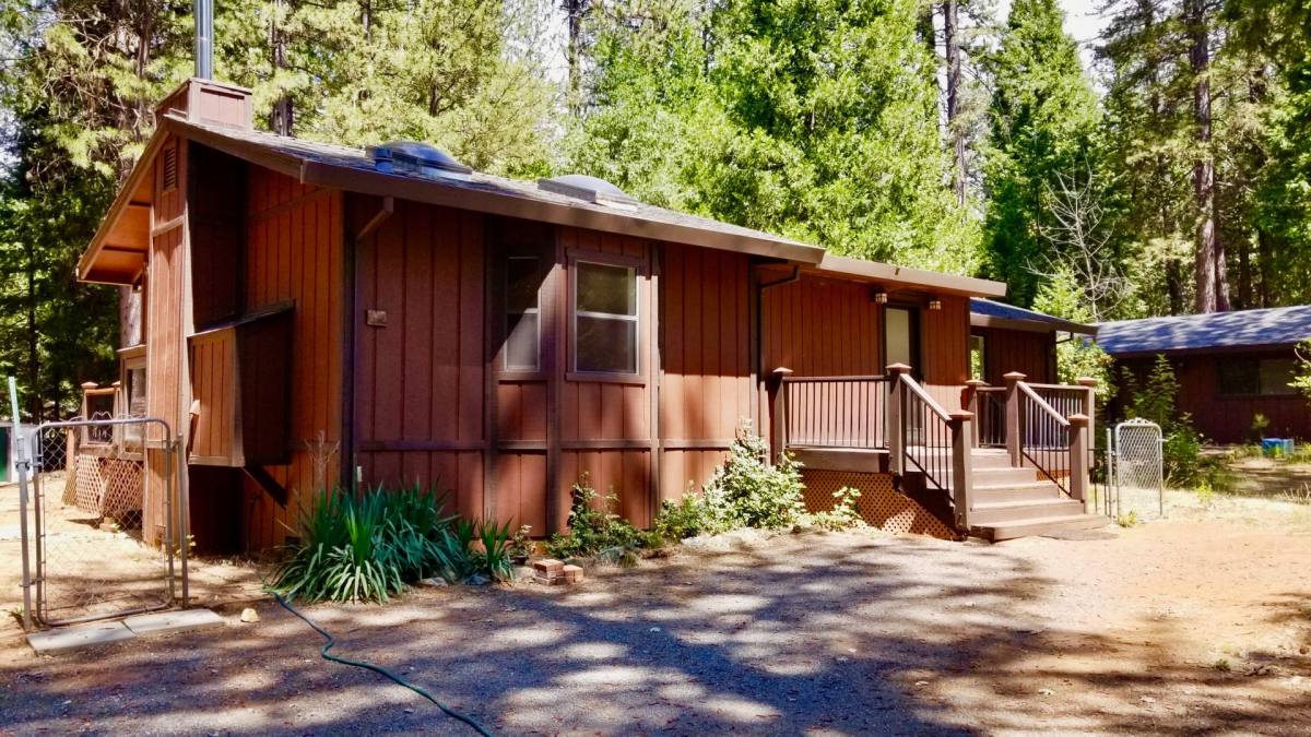 Apartment for rent at 5847 Silverleaf Dr, Foresthill, CA 95631