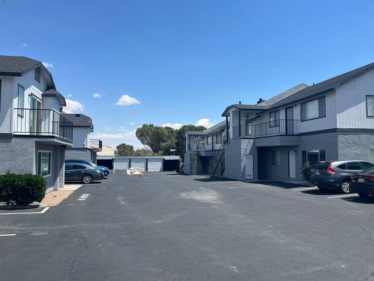 Apartment for rent at 17874 Quantico Lane, Apple Valley, CA 92307