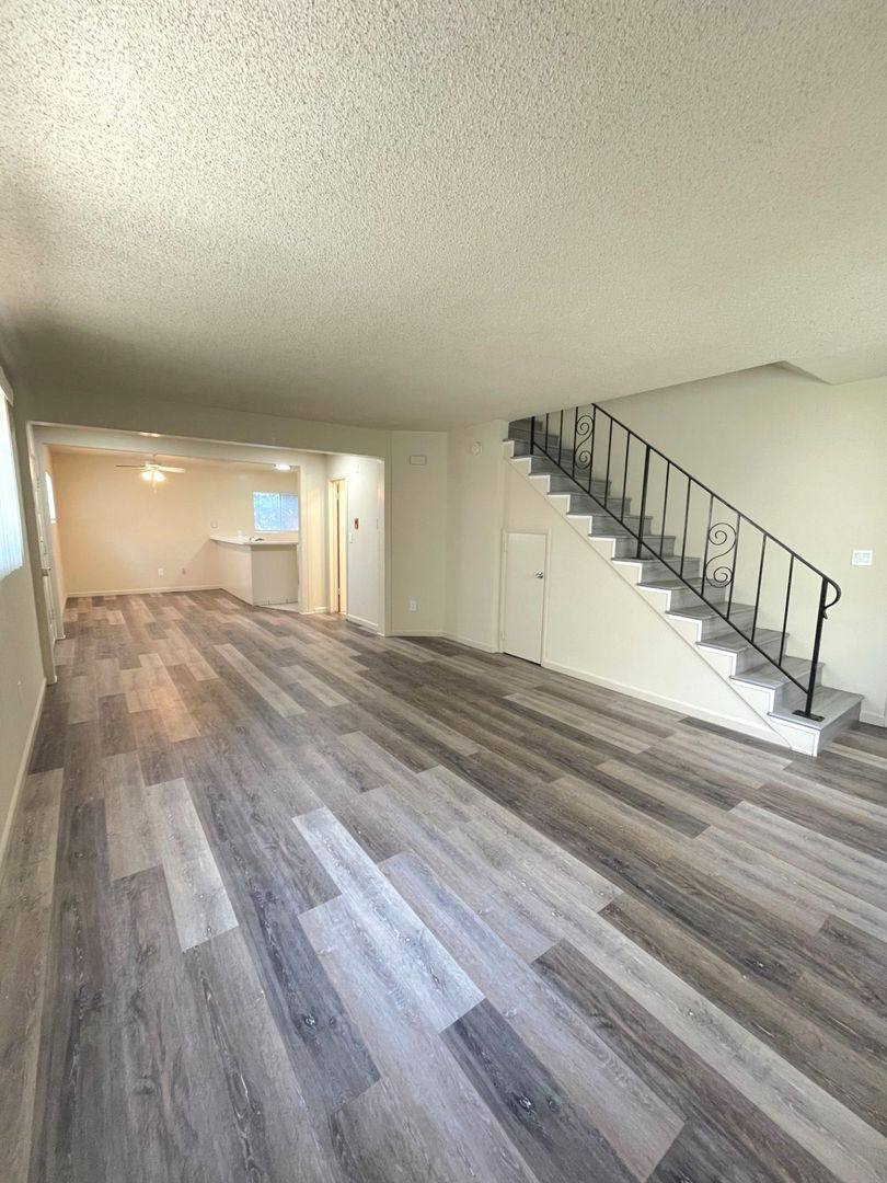 Townhouse for rent at 4200 - 4212 E, Long Beach, CA 90804