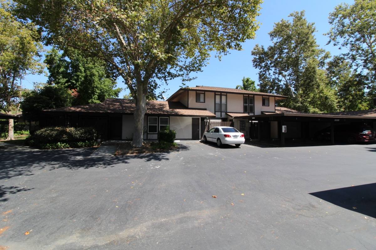 Condo for rent at 5455 Roundtree Place, Concord, CA 94521