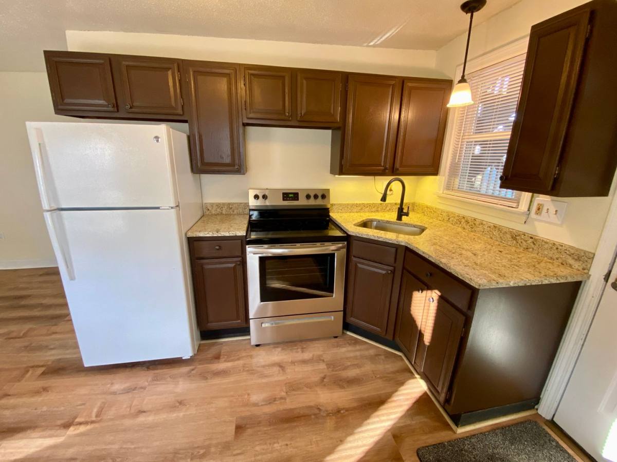 Apartment for rent at 2-4 Grant St, Westfield, MA 01085