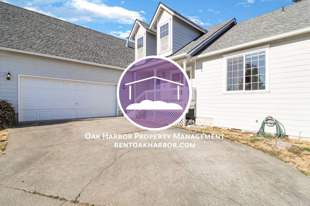 House for rent at 722 SW Ottercrest St, Oak Harbor, WA 98277