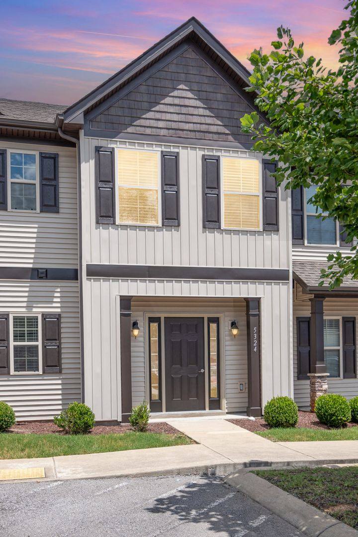 Townhouse for rent at 5324 Tony Lama Lane, Murfreesboro, TN 37128