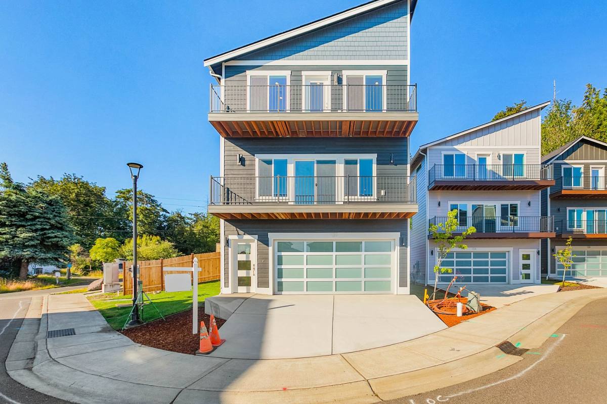 House for rent at 130 Blackfish Court, Bremerton, WA 98310
