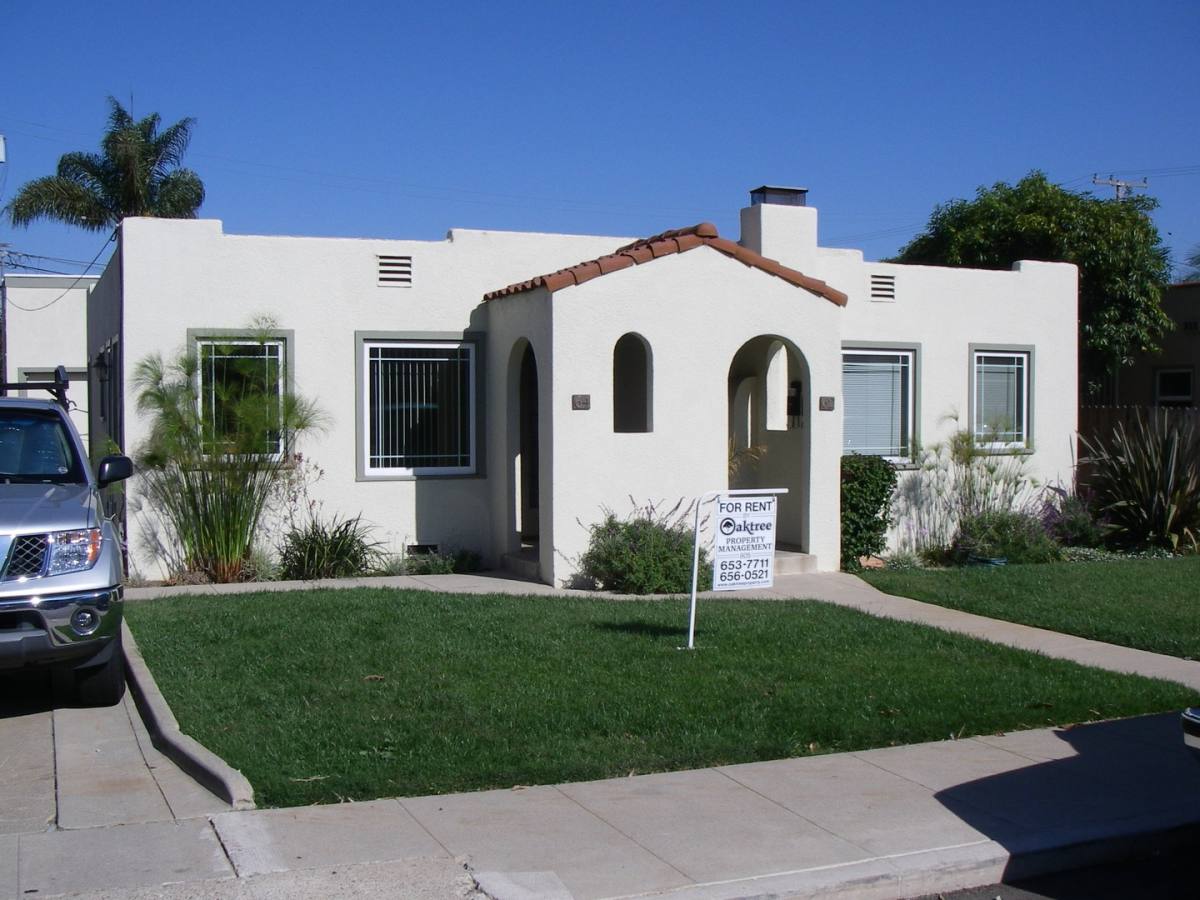 Apartment for rent at 62-64 N Santa Rosa St, Ventura, CA 93001