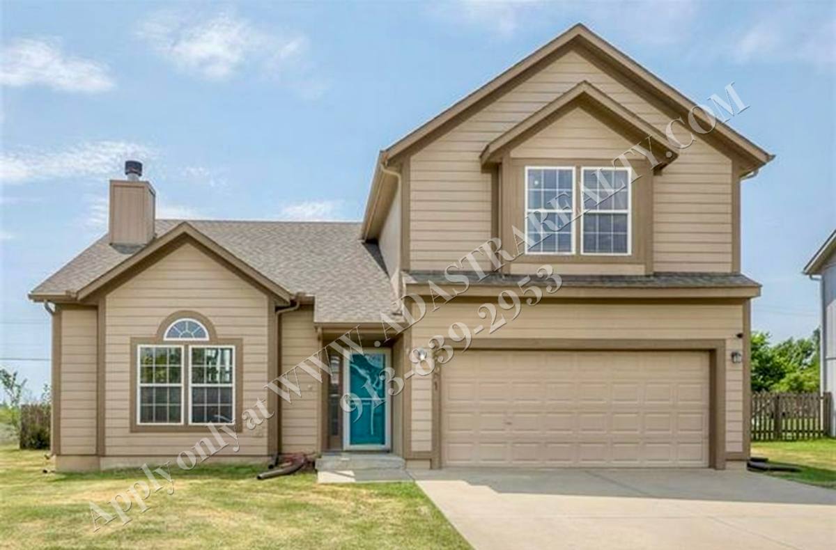 House for rent at 22091 Elm St, Spring Hill, KS 66083