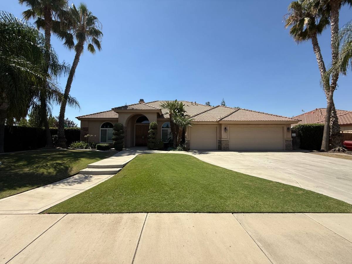 House for rent at 13701 Meritage Court, Bakersfield, CA 93314