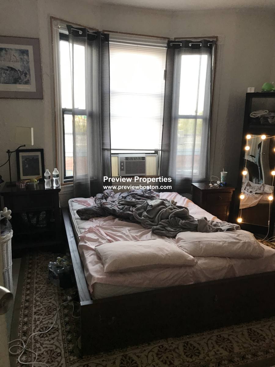 Apartment for rent at 5 Linden, Allston, MA 02134