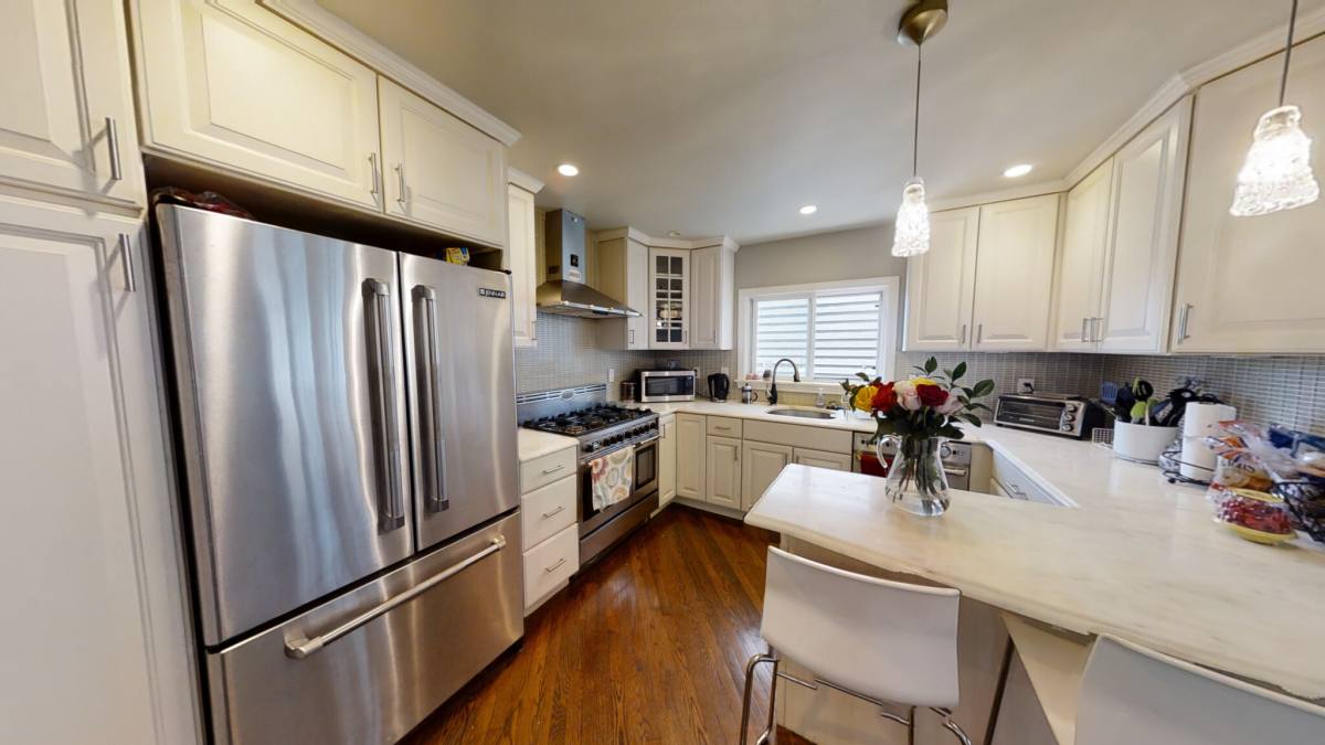 Townhouse for rent at 329 W 4th, South Boston, MA 02127