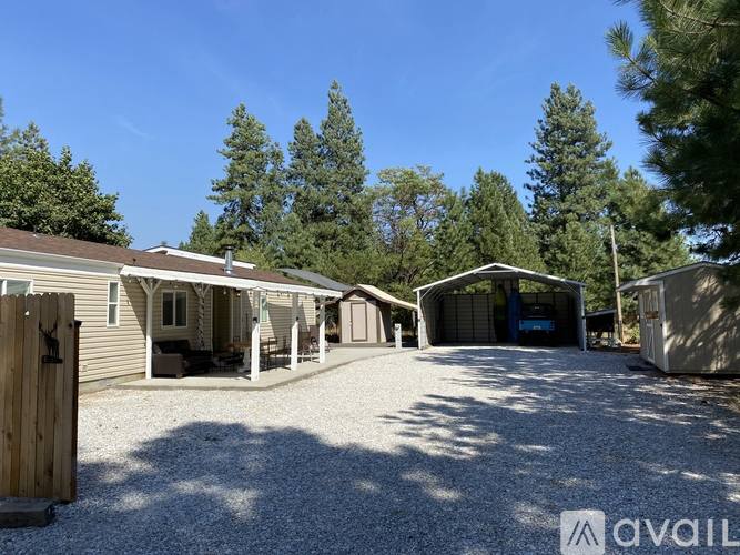 House for rent at 20702 N Austin Rd, Colbert, WA 99005