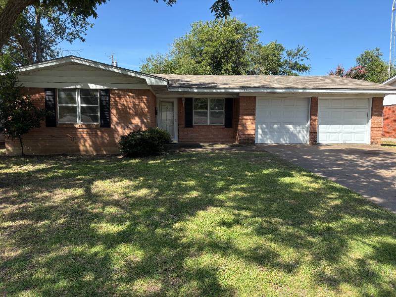 House for rent at 1000 N 58th St, Waco, TX 76710