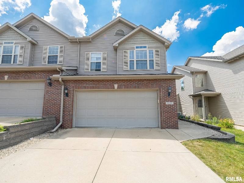 Townhouse for rent at 10009 N Brompton Court, Peoria, IL 61615