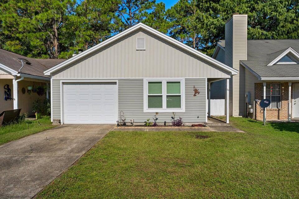House for rent at 10 Carie Way, Valparaiso, FL 32580