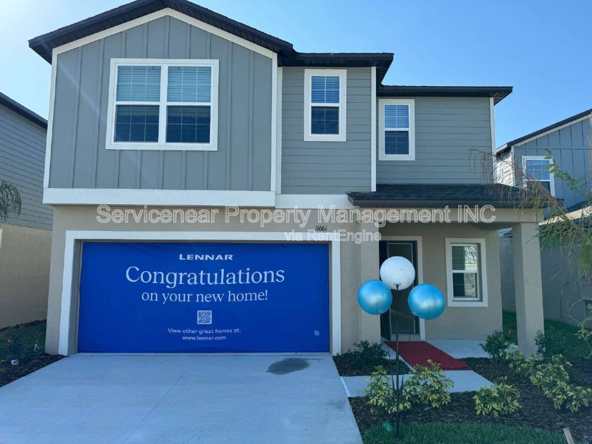 Townhouse for rent at 11661 Radiant Shore Loop, San Antonio, FL 33576