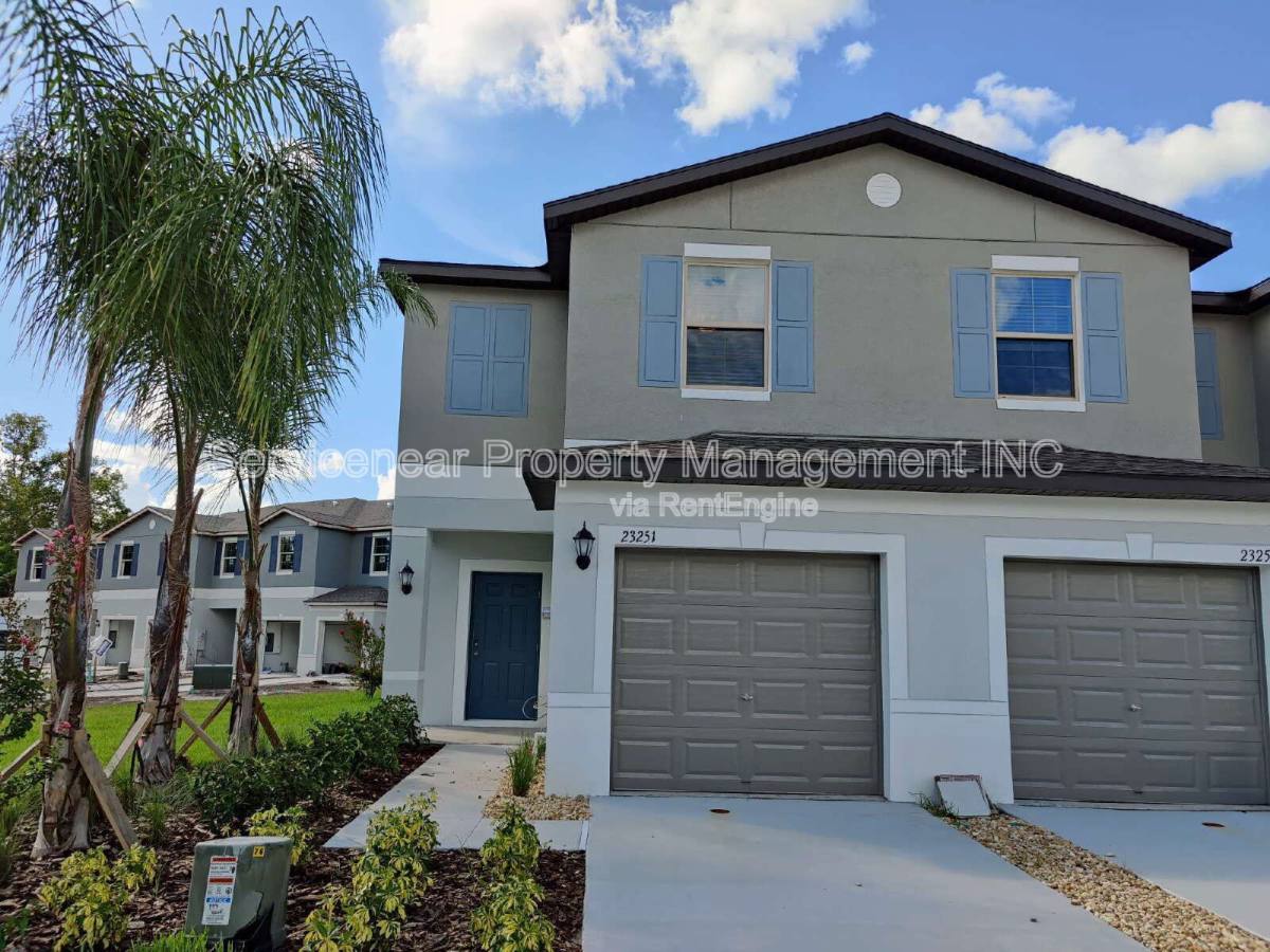 Townhouse for rent at 23251 Willow Glen Way, Lutz, FL 33549