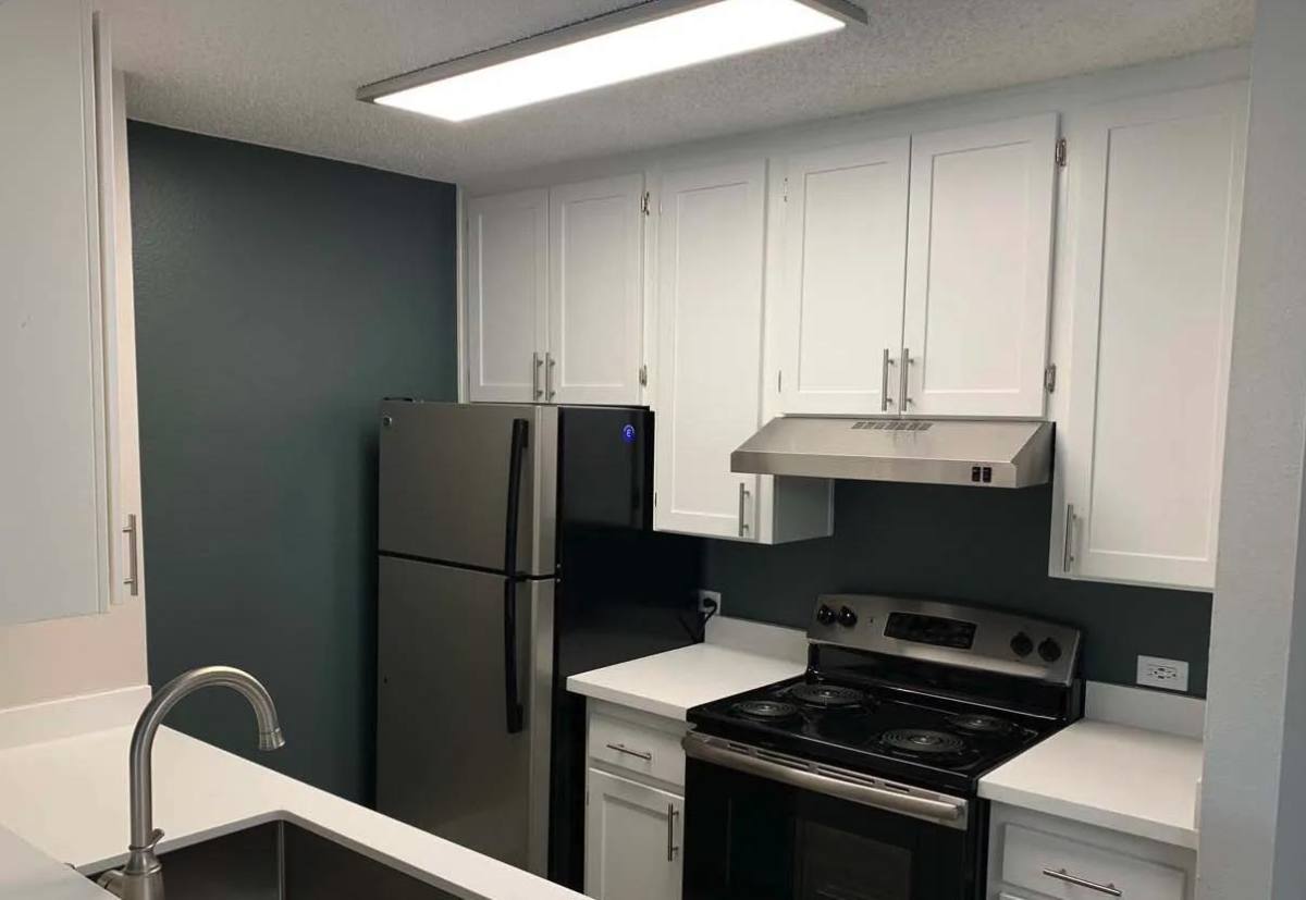 Apartment for rent at Madison Park, 2235 W Broadway, Anaheim, CA 92804