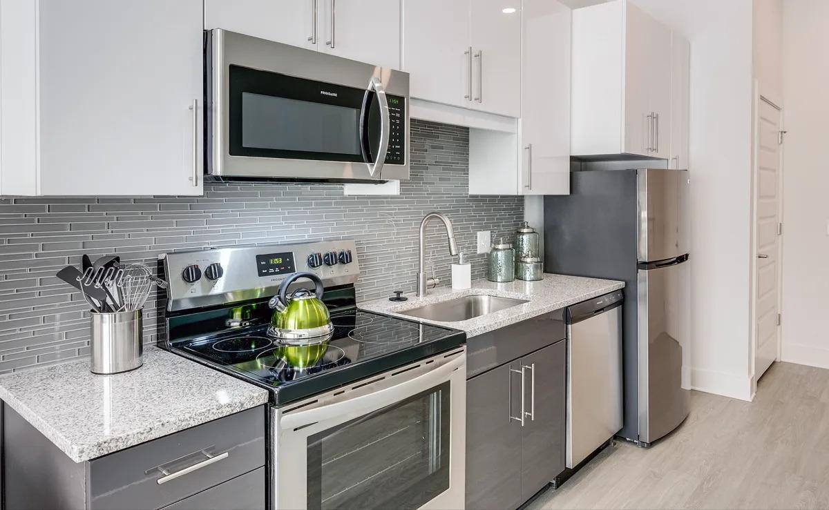 Apartment for rent at Link Mixson, 4501 Mixson Ave, North Charleston, SC 29405
