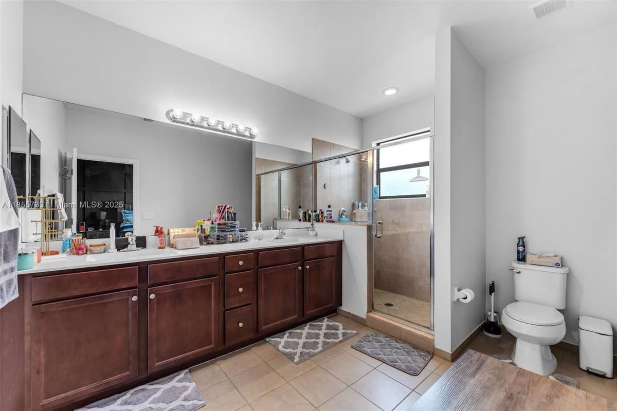 Townhouse for rent at 3763 SE 2nd St, Homestead, FL 33033