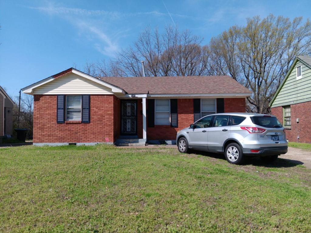 House for rent at 1865 S Lauderdale St, Memphis, TN 38106