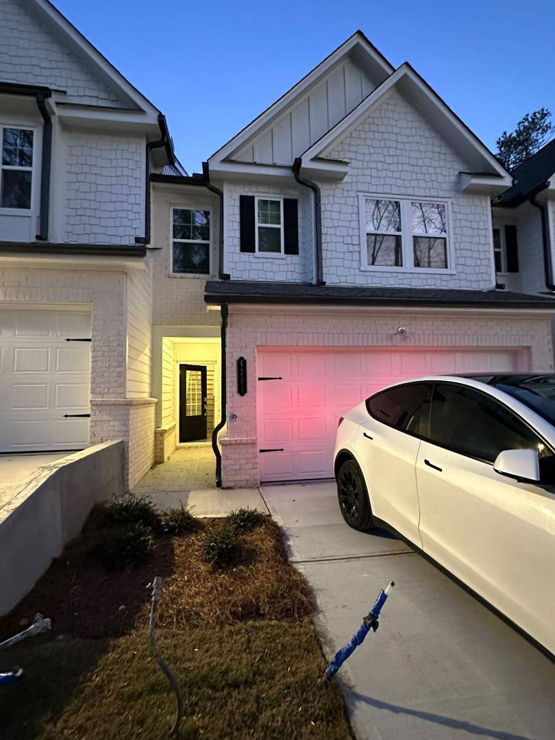 Townhouse for rent at 2482 Van Fleet Circle, Atlanta, GA 30360