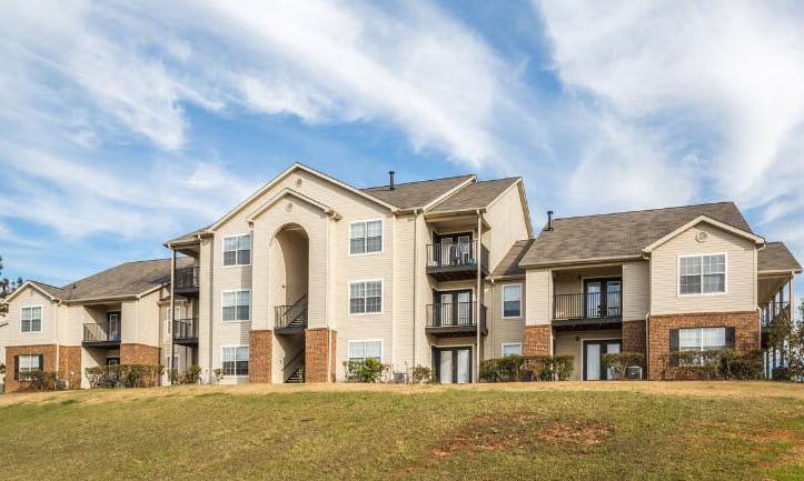 Apartment for rent at 1235 Hogansville Rd, Lagrange, GA 30241