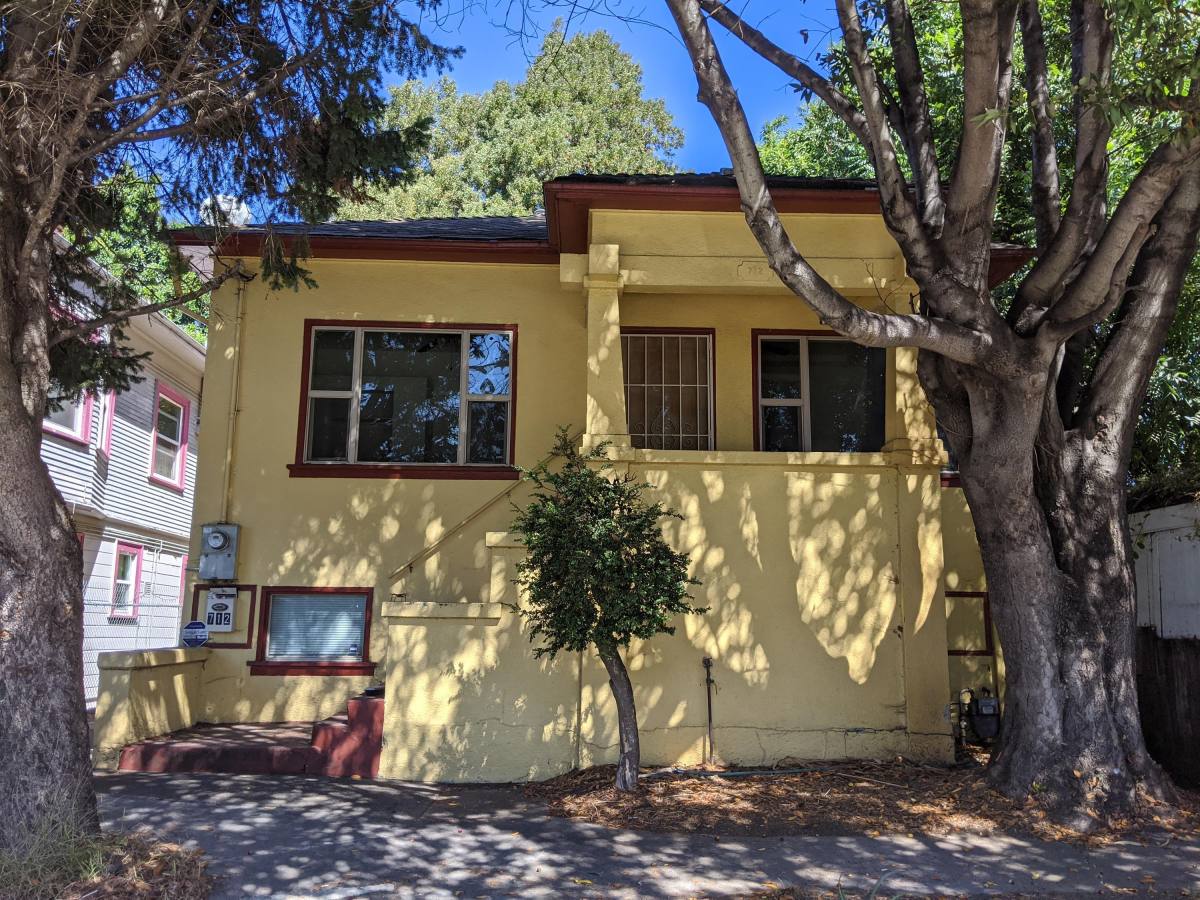 House for rent at Alden, 712 46th St, Oakland, CA 94609