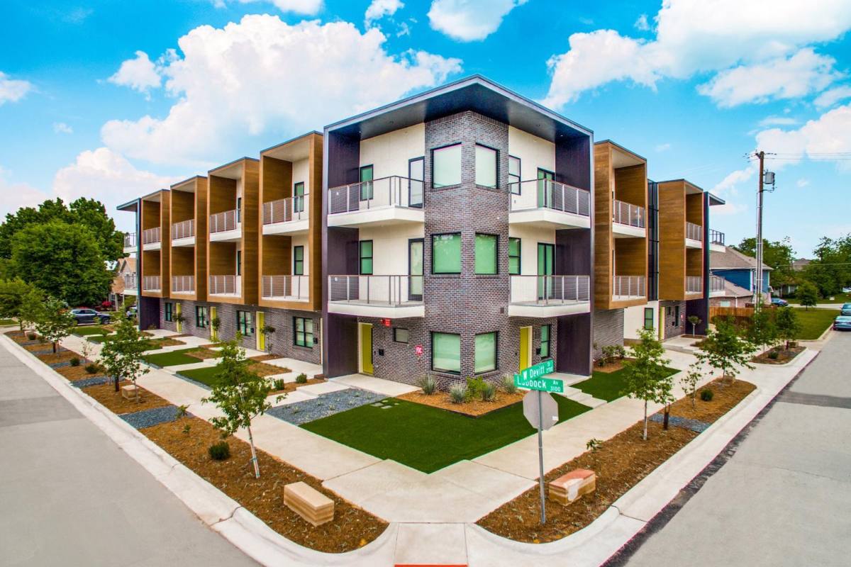Townhouse for rent at Bluebonnet Place, 2732 W Devitt St, Fort Worth, TX 76109