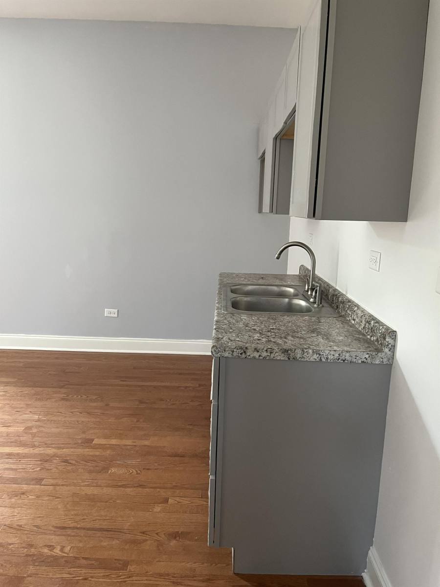 Apartment for rent at 7817 S Shore Dr #2R, Chicago, IL 60649