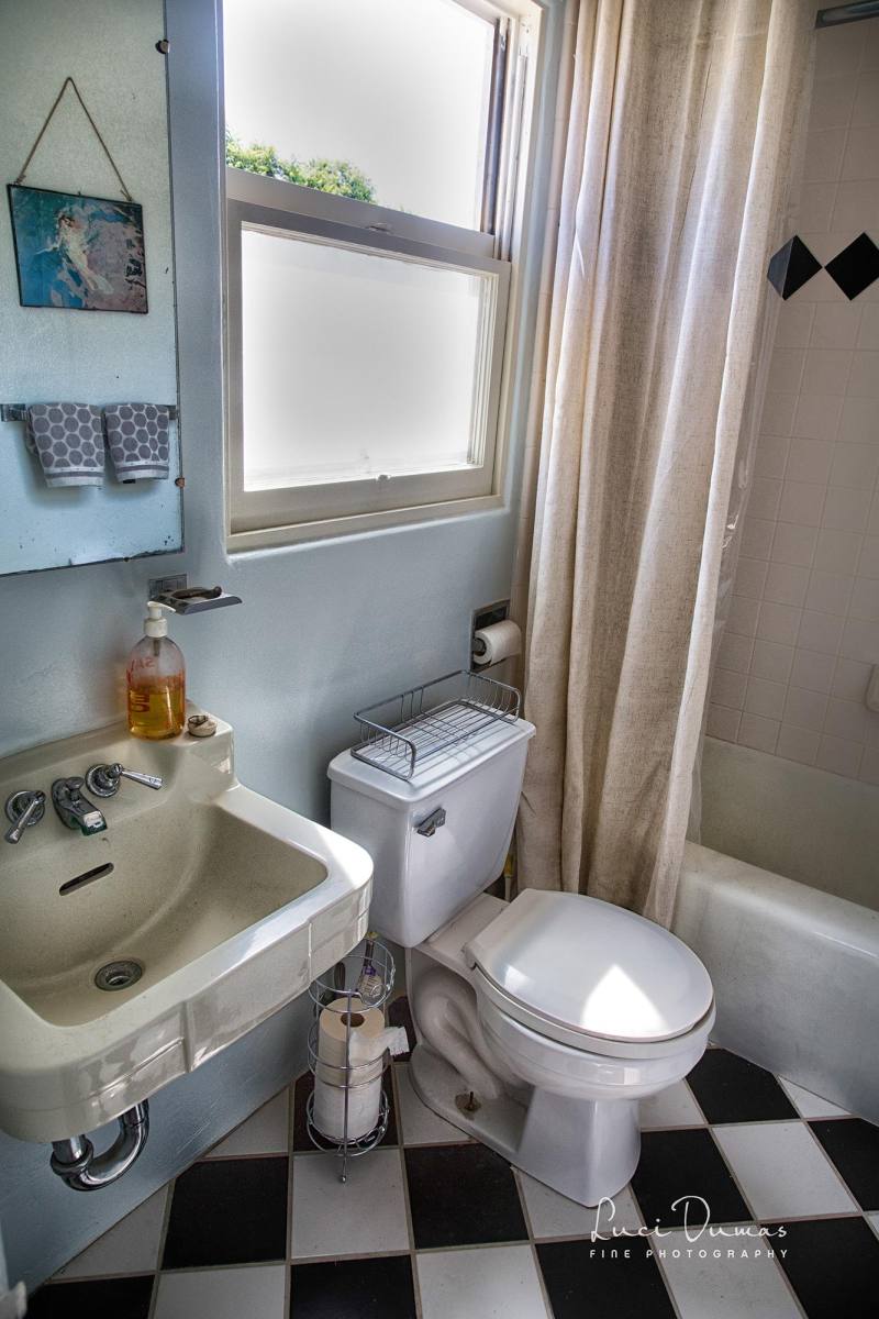 House for rent at 2963 Hawthorn St #1, San Diego, CA 92104