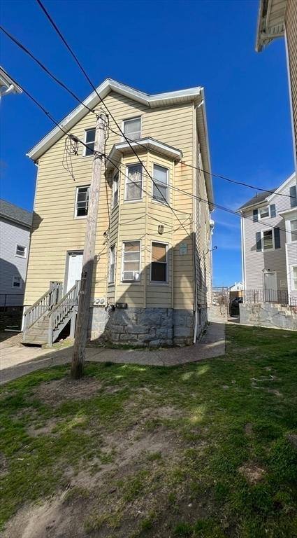 Apartment for rent at 52 Rocliffe St, Fall River, MA 02723