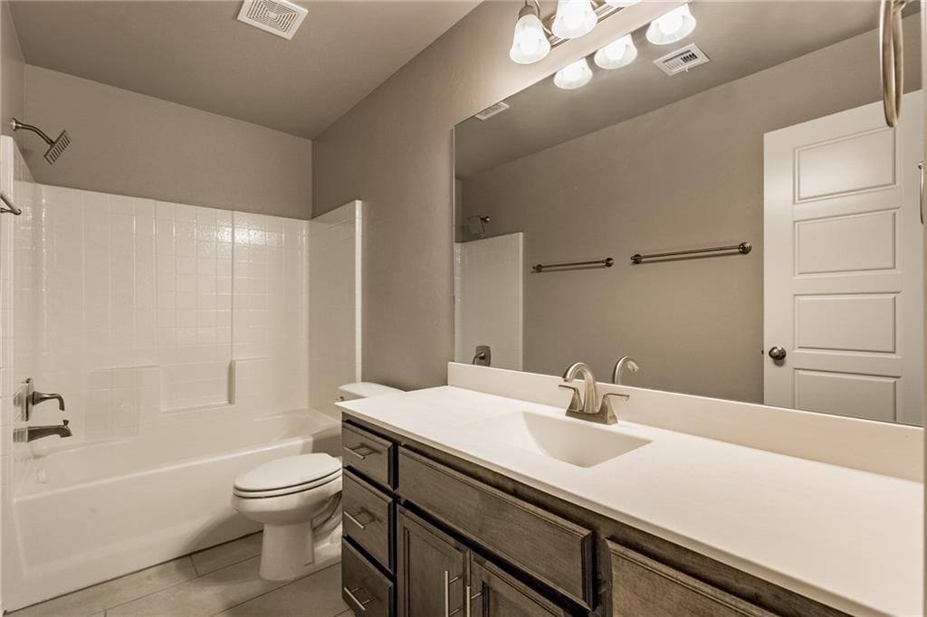 House for rent at The Grove, 3005 NW 183rd St, Edmond, OK 73012