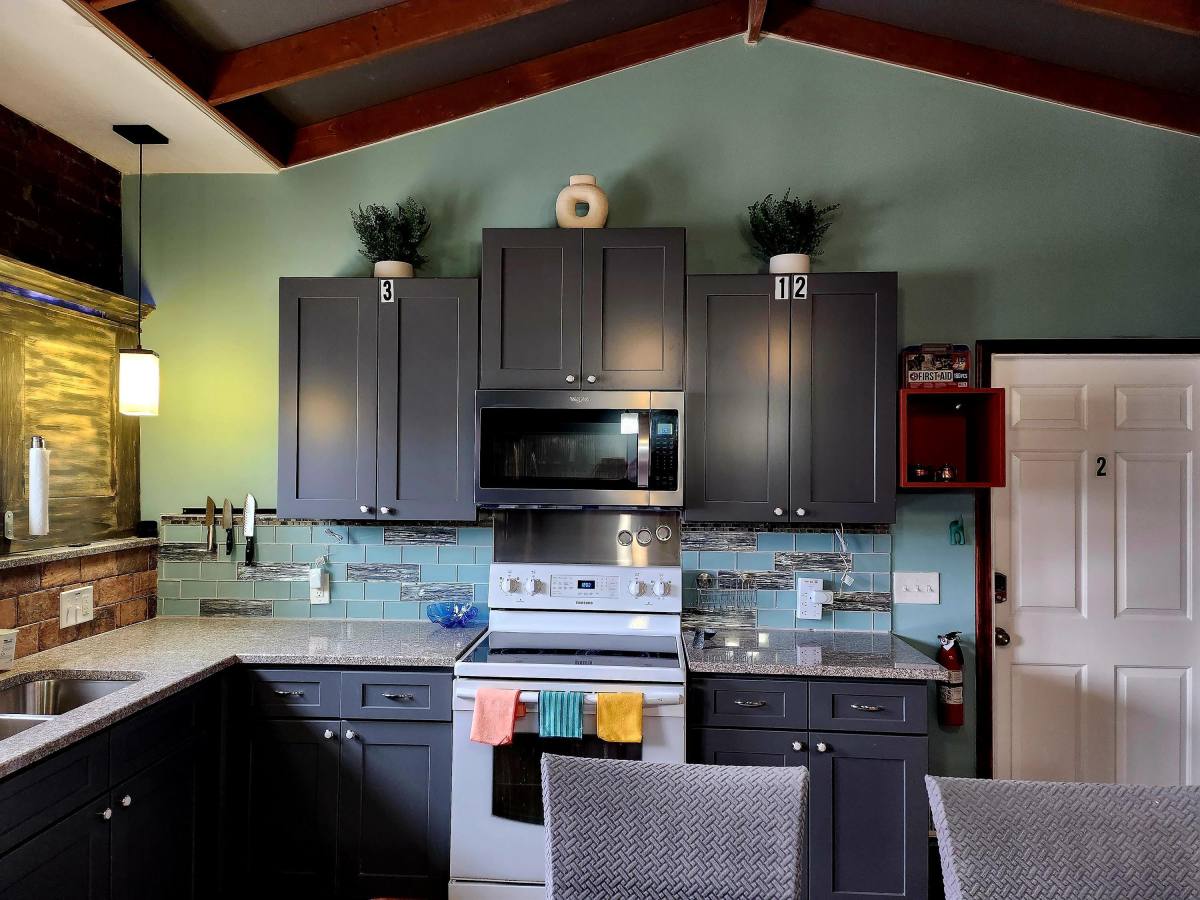 House for rent at Brooklyn Terrace, 4472 State Rd #LOFT, Cleveland, OH 44109