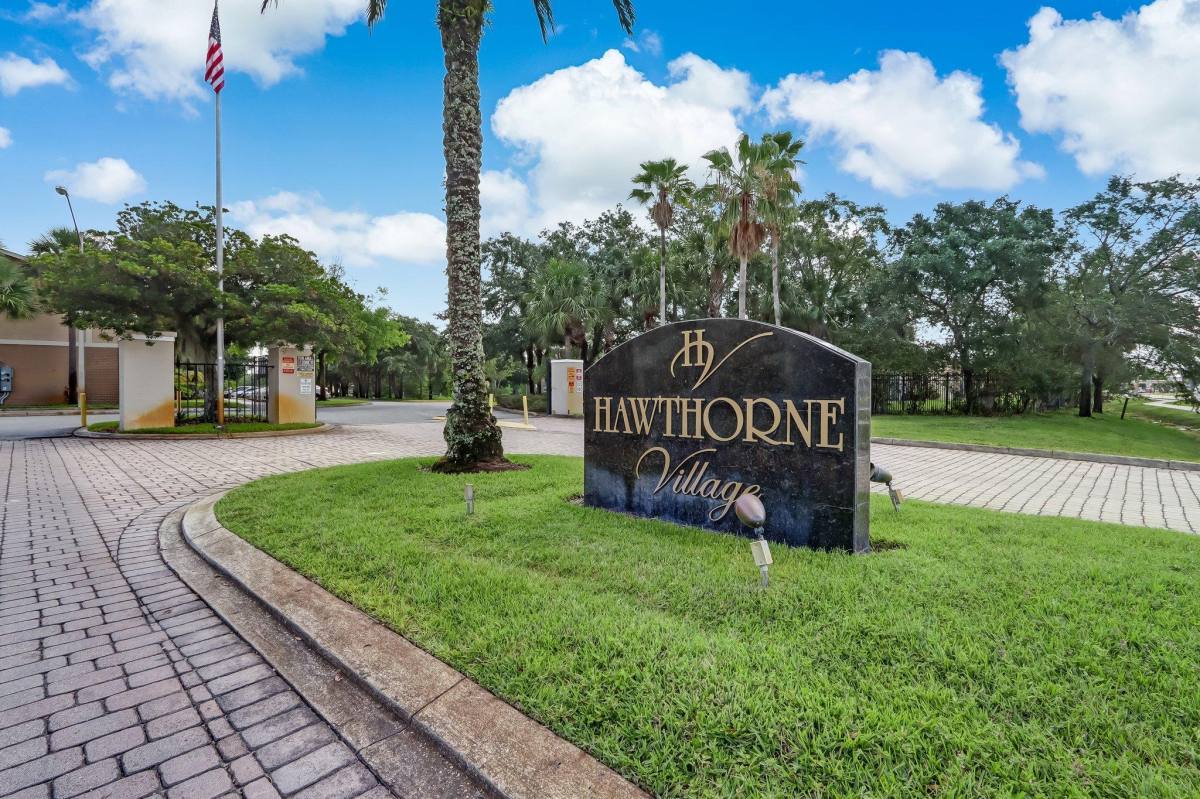 Apartment for rent at Hawthorne Village Condominiums, 2433 Barley Club Dr #6, Orlando, FL 32837
