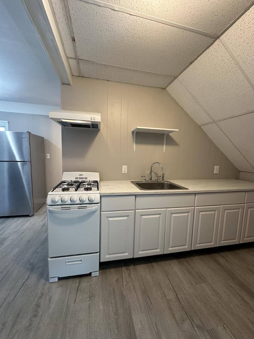 Apartment for rent at 36 Holden St, Fall River, MA 02723