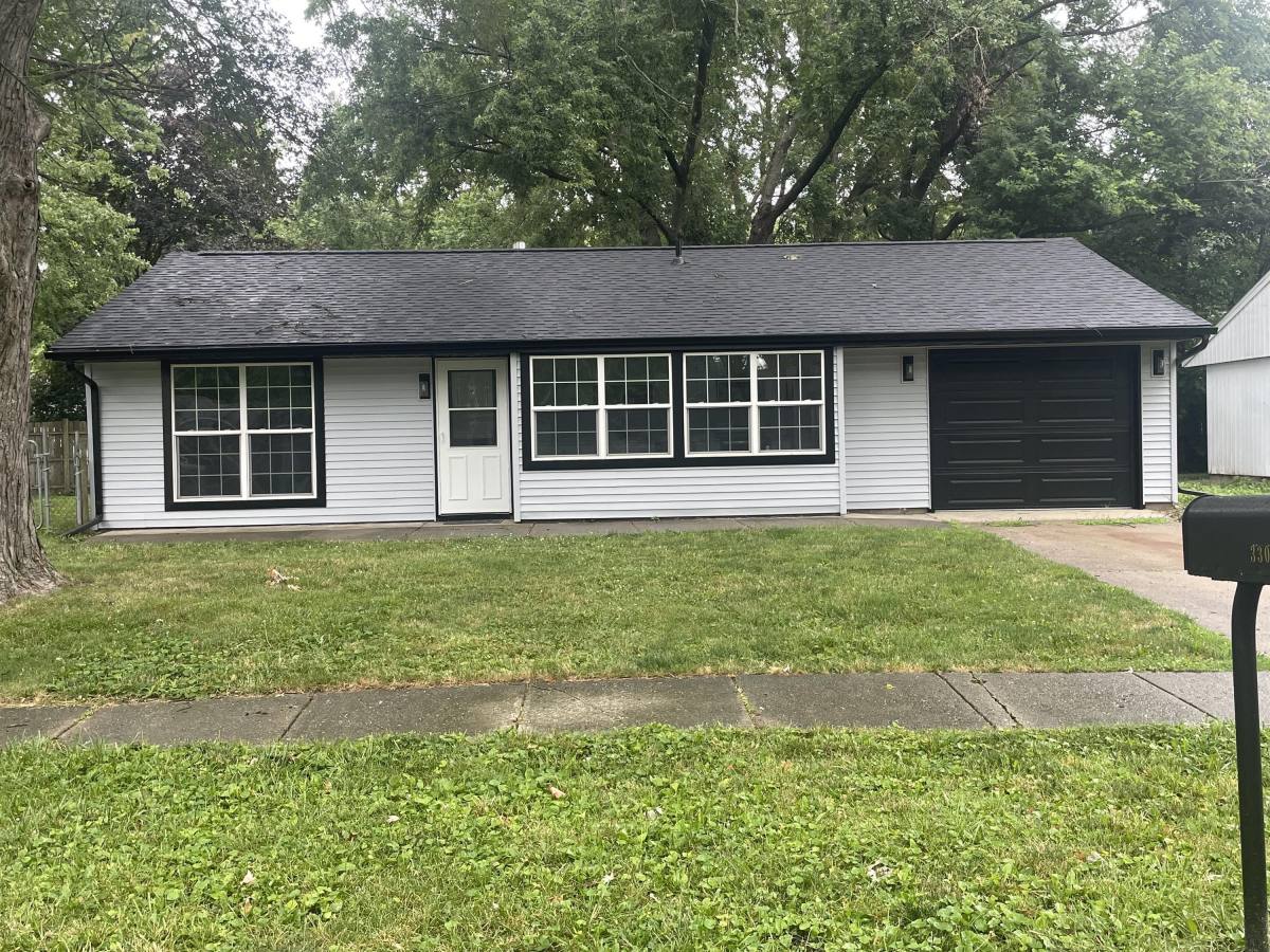House for rent at Wellers Ridgewood, 3308 Ridgewood Dr, Champaign, IL 61821