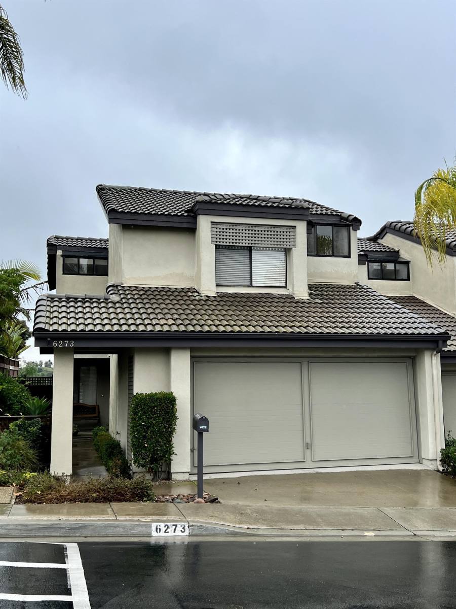 Townhouse for rent at University Canyon West, 6273 Caminito Del Oe, San Diego, CA 92111