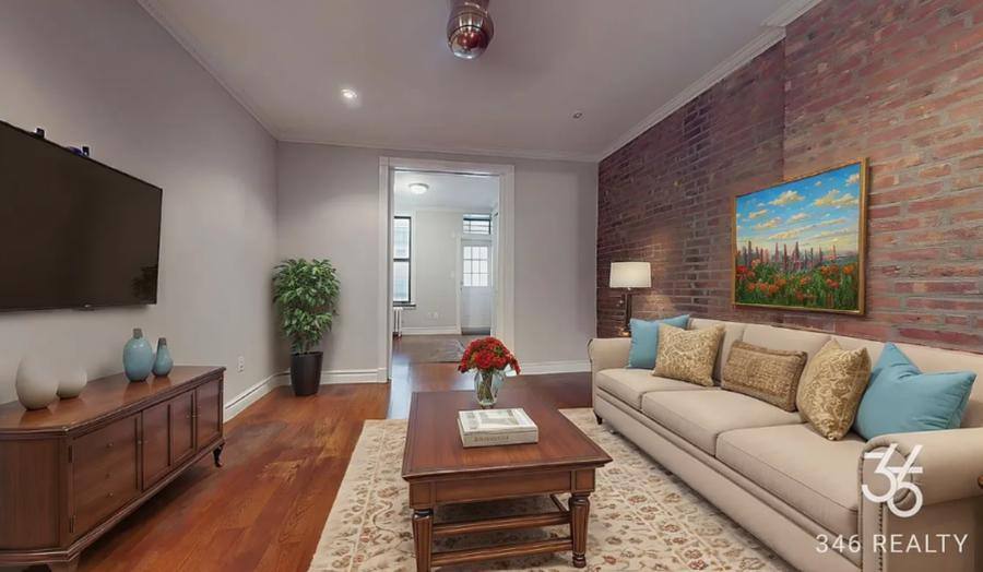 Townhouse for rent at 214 E 25th St #1RE, New York, NY 10010