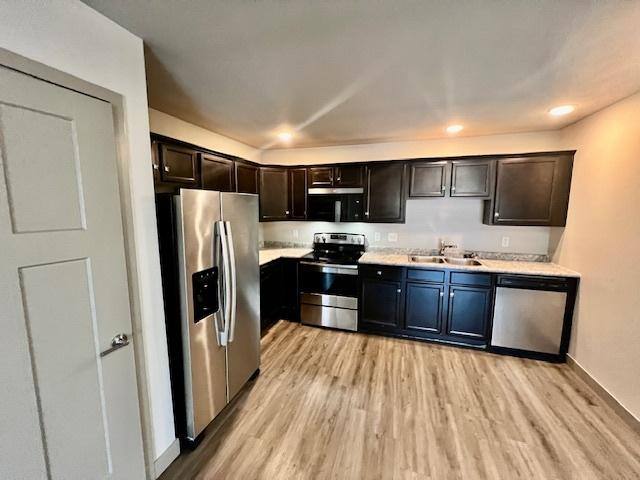 Apartment for rent at 5605 N Withershin Point #1, Peoria, IL 61615