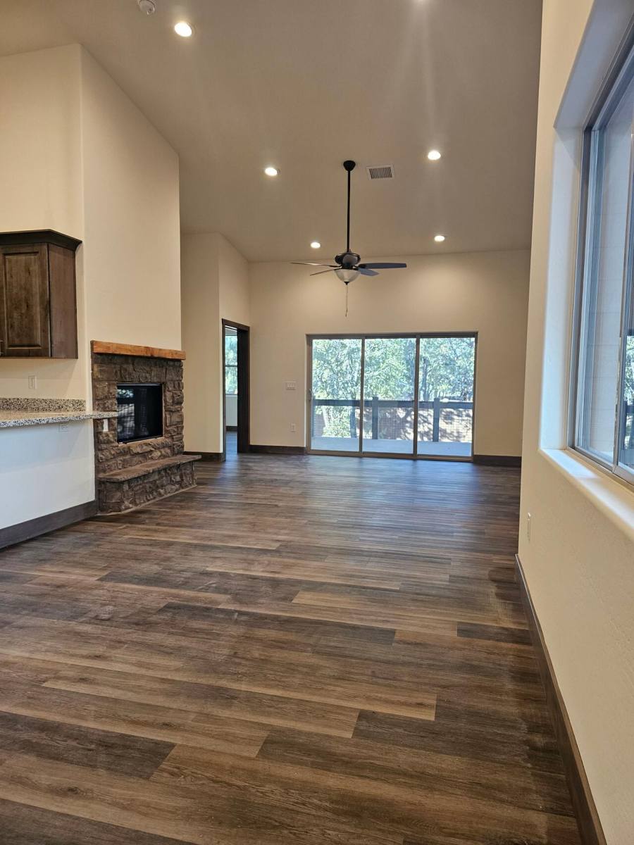 Townhouse for rent at 2840 W Villa Loop #1, Show Low, AZ 85901