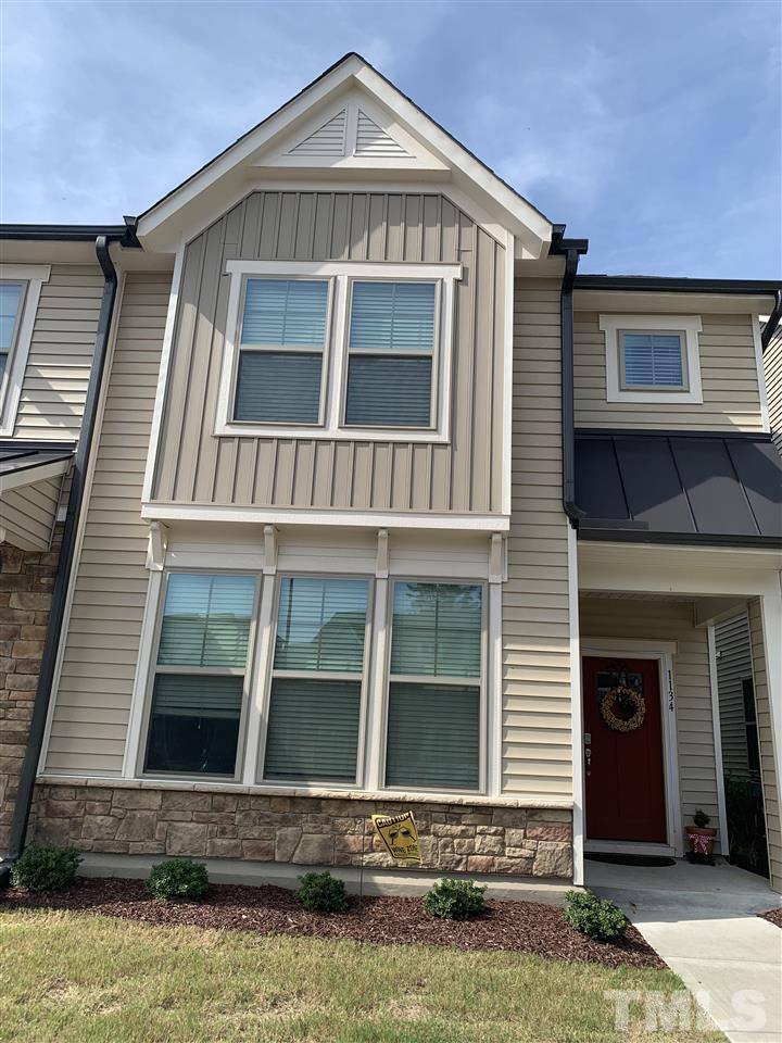 Townhouse for rent at Midtowne at Meridian, 1134 Metropolitan Dr #1, Durham, NC 27713