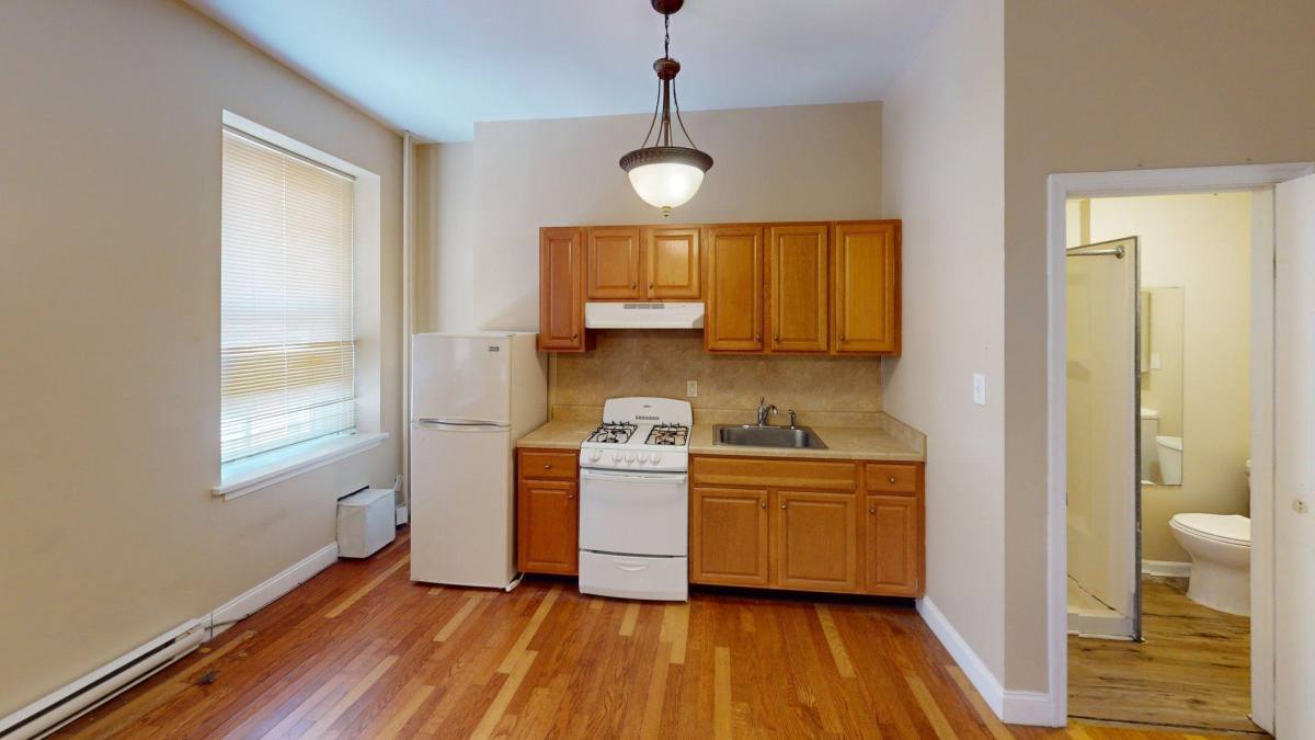 Apartment for rent at 244-246 S 21st St, Philadelphia, PA 19103