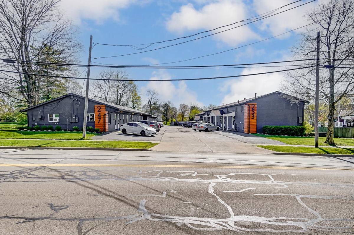 Apartment for rent at 247-253 South Liberty Street, 253 S Liberty St #6, Delaware, OH 43015
