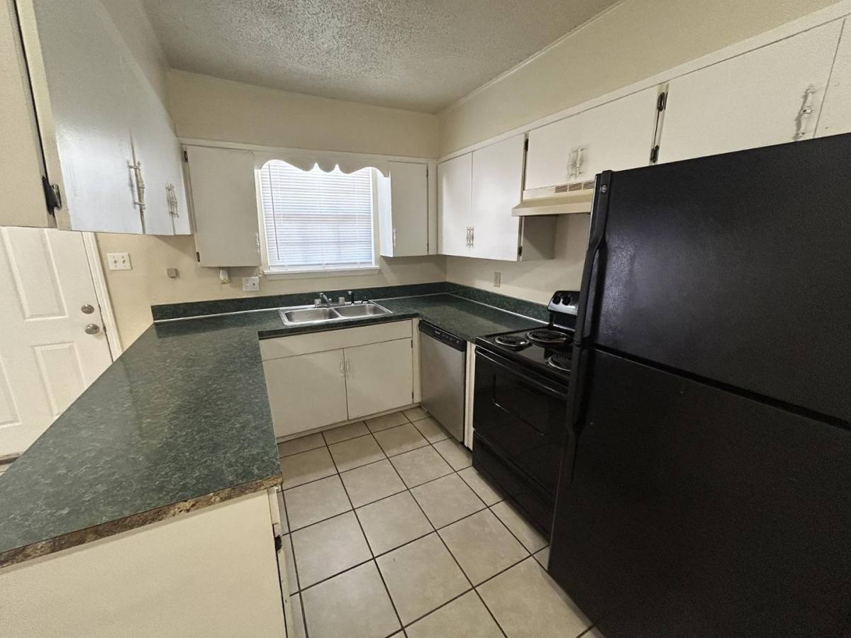 Apartment for rent at Westlawn, 425 Westlawn Dr, Texarkana, TX 75501