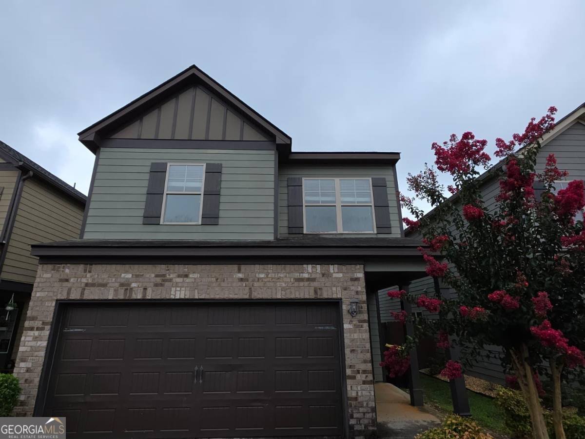 House for rent at 326 Lauren Dr, Fairburn, GA 30213