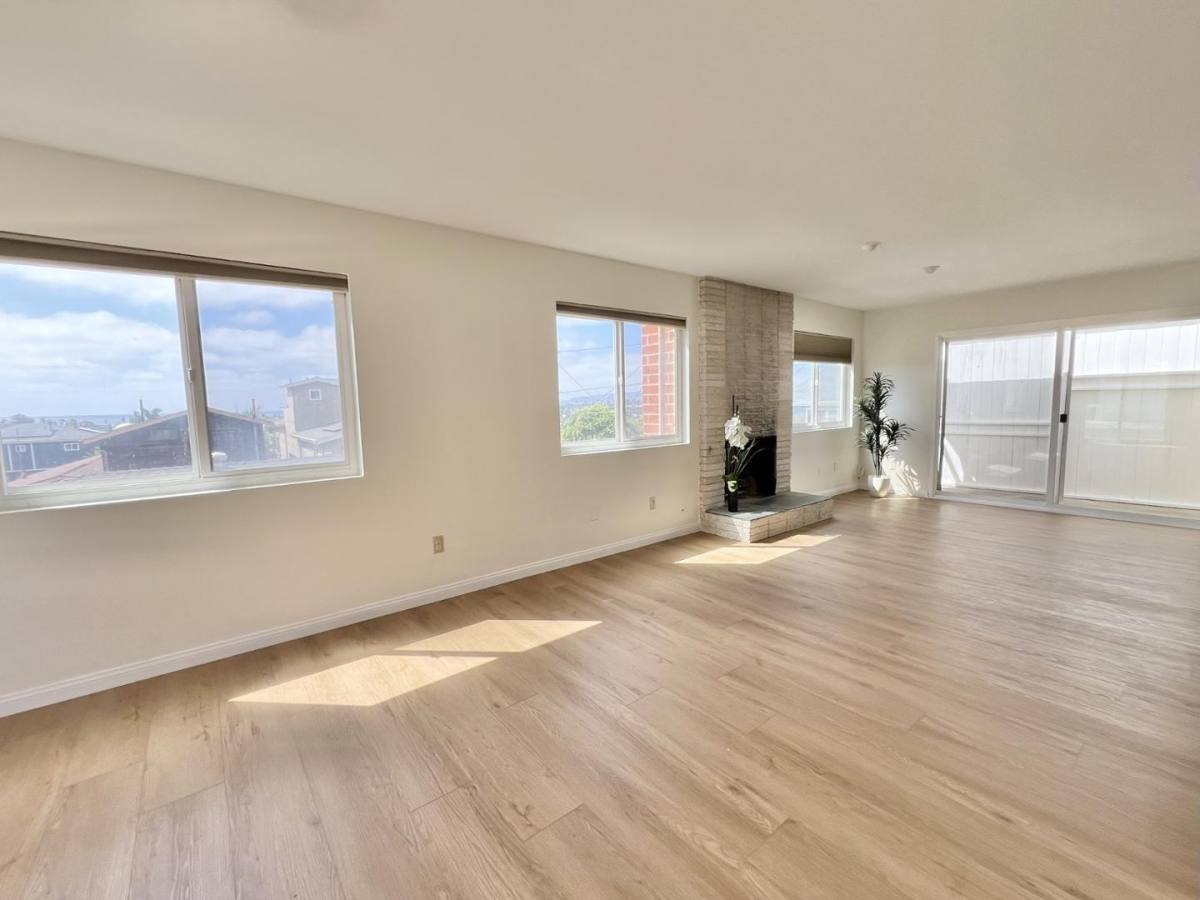Apartment for rent at 4568 Cape May Ave #4572A, San Diego, CA 92107