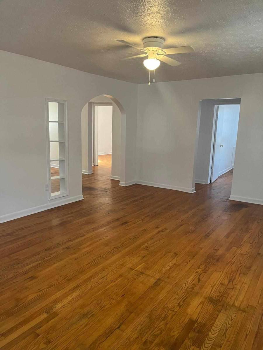 Apartment for rent at 204 3rd Ave SW #A- 3, South Charleston, WV 25303